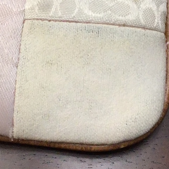 Coach Wristlet Patchwork - Picture 5 of 5